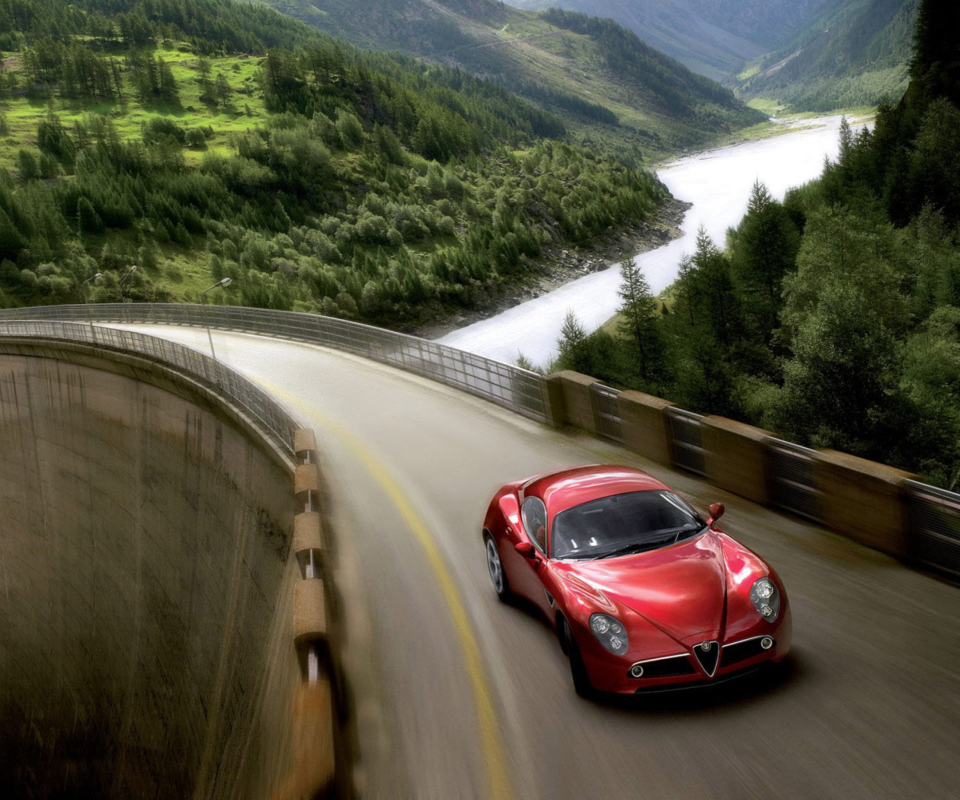 Screenshot №1 pro téma Red Alfa Romeo 8C 960x800