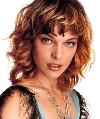 Kostenloses Milla Jovovich Wallpaper für Nokia Asha 308