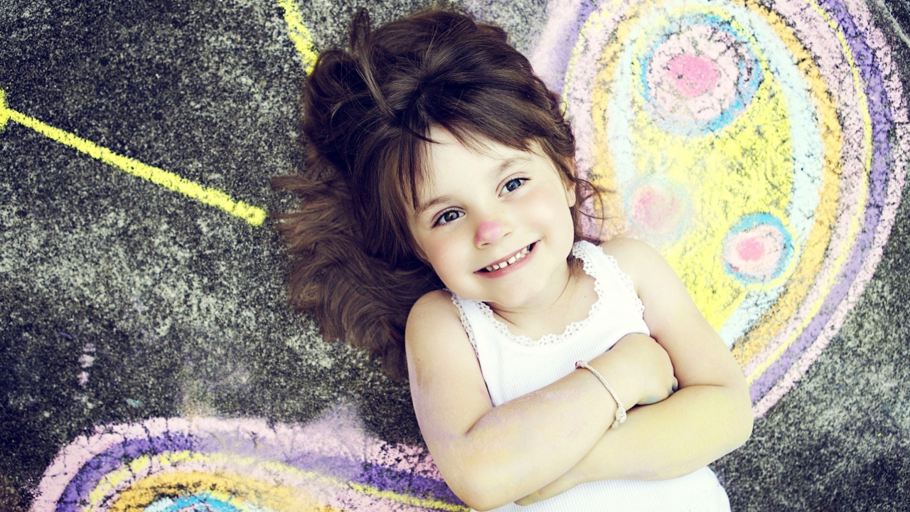 Das Cute Little Girl Wallpaper 1280x720