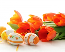 Eggs And Tulips wallpaper 220x176
