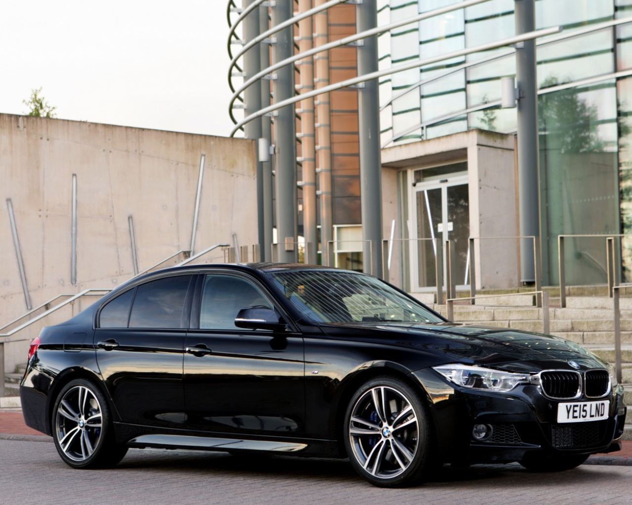 Fondo de pantalla BMW M3 Matte Black Tinting 1280x1024
