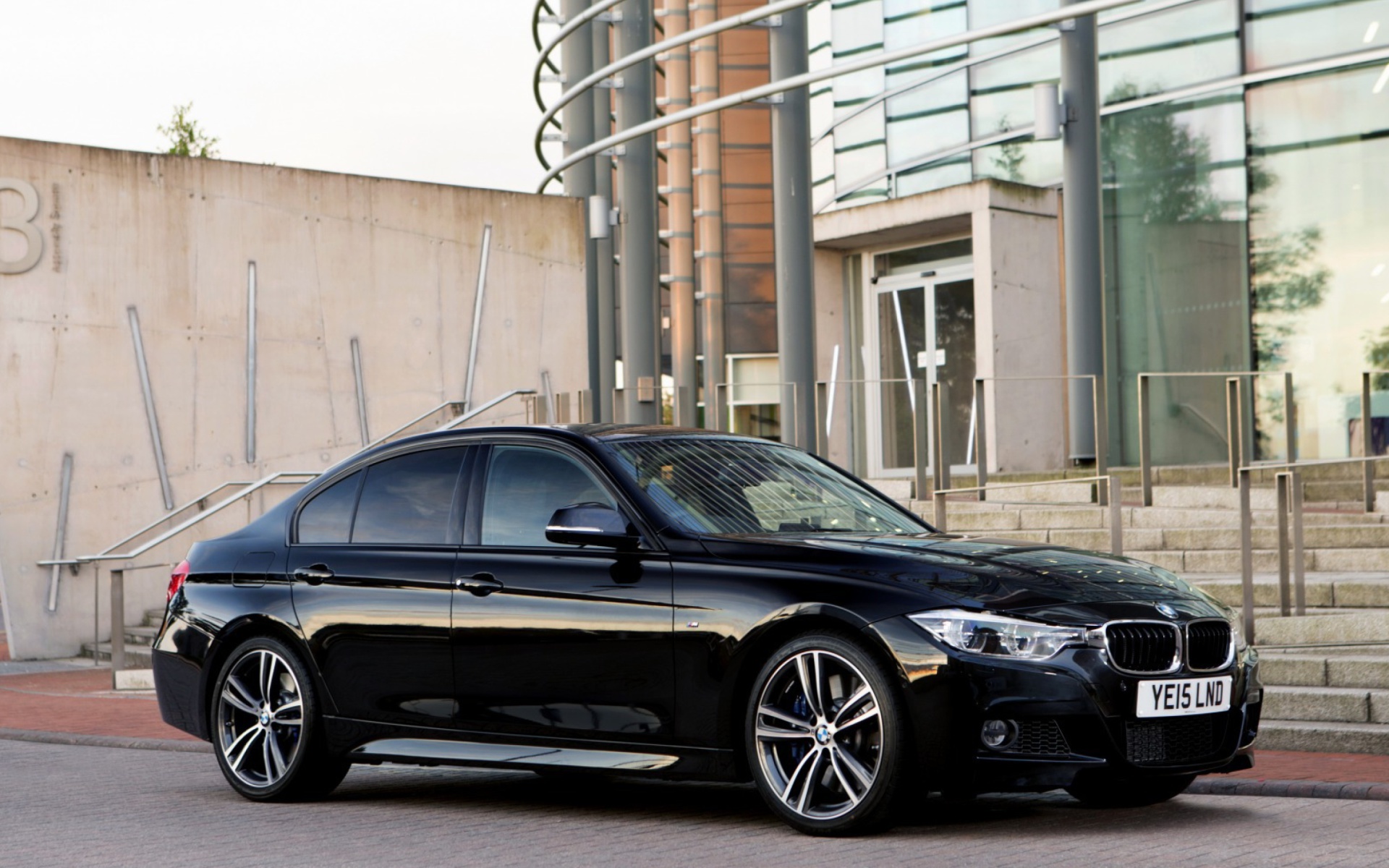 Sfondi BMW M3 Matte Black Tinting 1920x1200