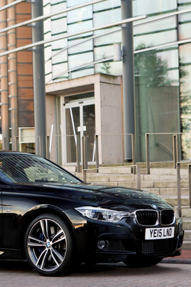 Screenshot №1 pro téma BMW M3 Matte Black Tinting 640x960