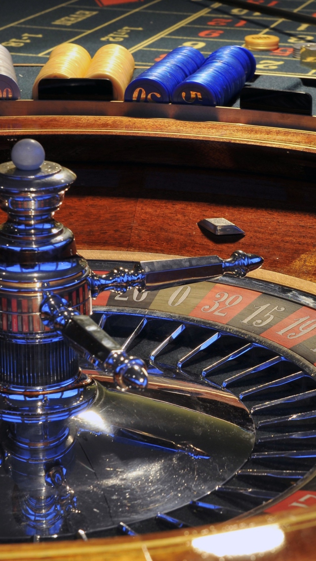 Casino Roulette wallpaper 640x1136