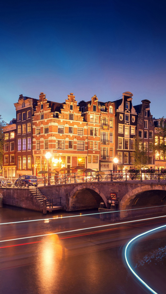 Amsterdam Attraction at Evening wallpaper 640x1136