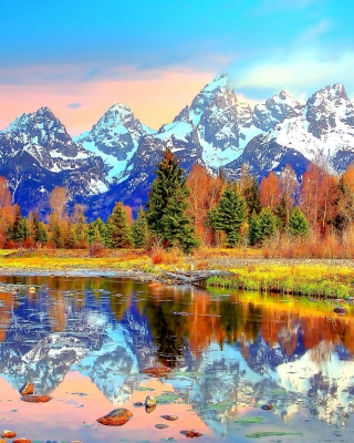 Lake with Amazing Mountains in Alpine Region - Obrázkek zdarma pro Nokia Lumia 928