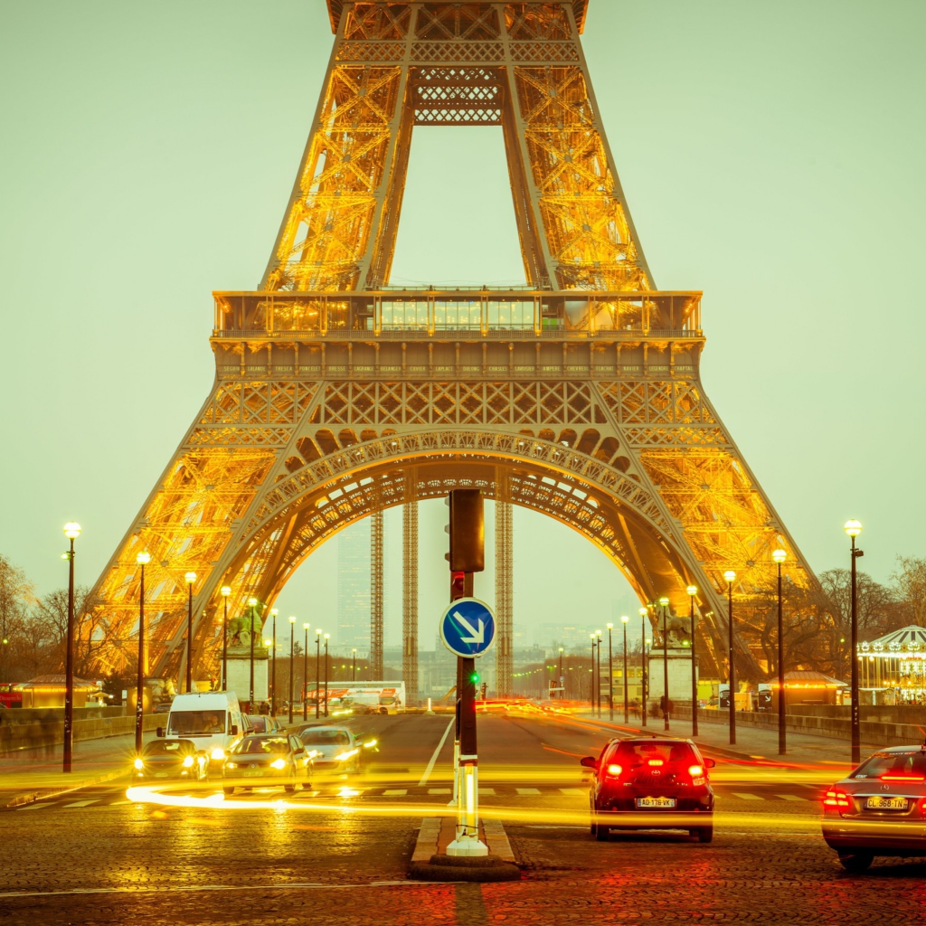 Das Beautiful Paris At Night Wallpaper 1024x1024