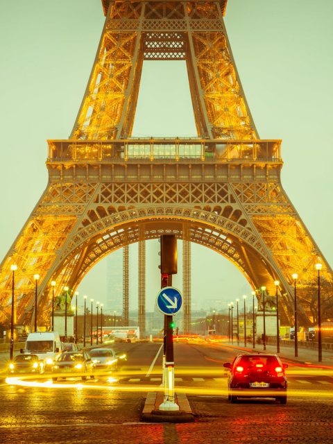 Обои Beautiful Paris At Night 480x640