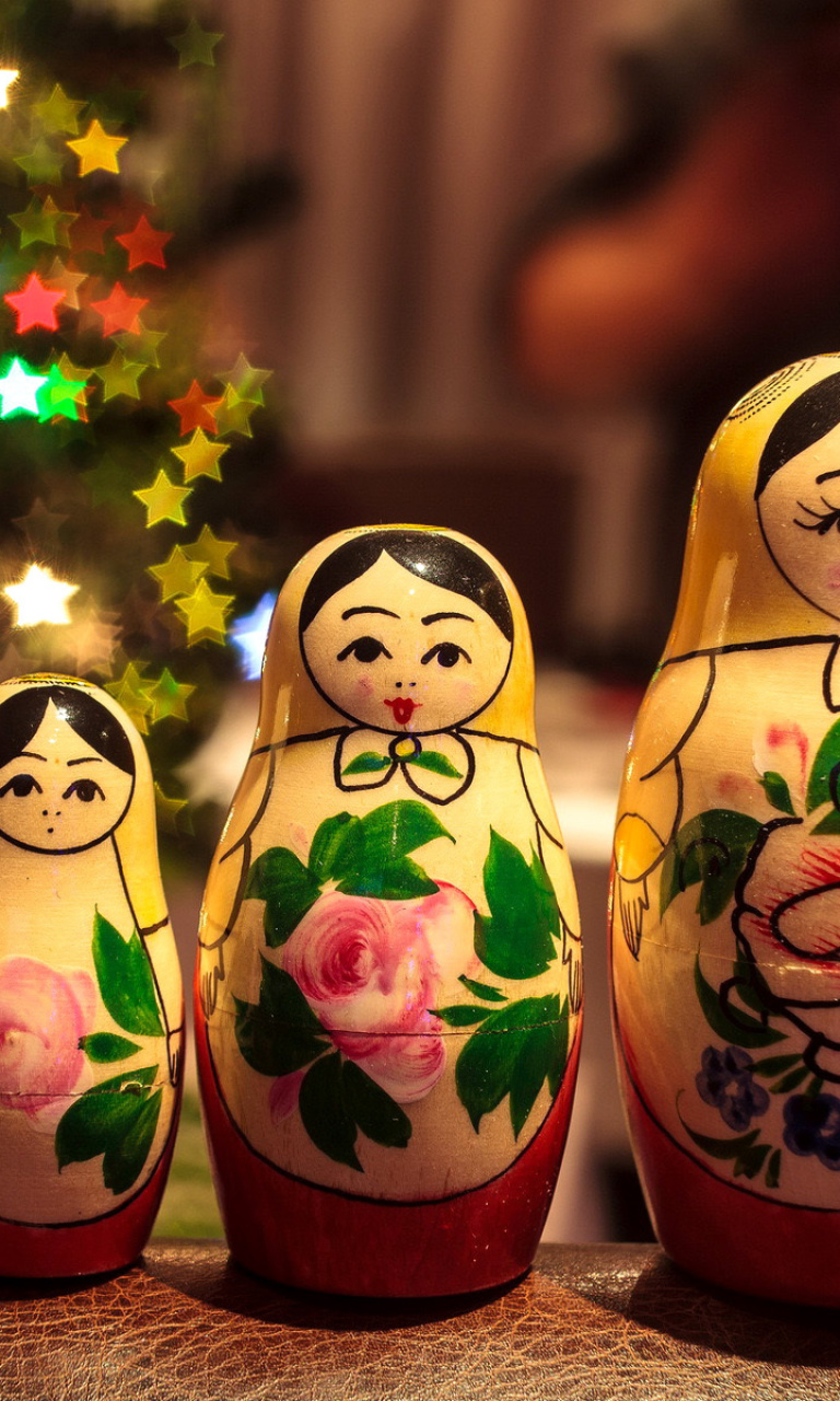 Das Matrioshka   Russian Doll Wallpaper 768x1280