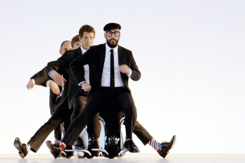 Das OK Go American Power Pop Band Wallpaper 480x320