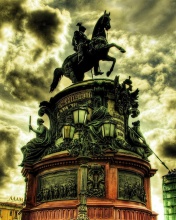 Monument to Nicholas I in Saint Petersburg wallpaper 176x220