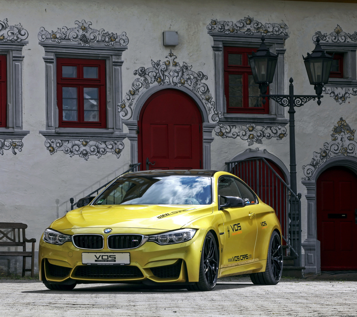 Fondo de pantalla BMW M4 F82 GTS 1440x1280