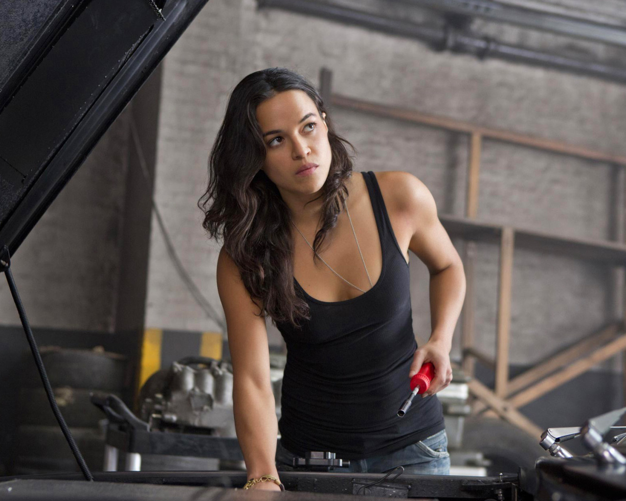 Sfondi Fast and Furious 6 Letty Ortiz 1280x1024