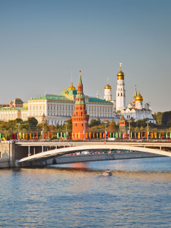 Moscow And Moskva River wallpaper 240x320