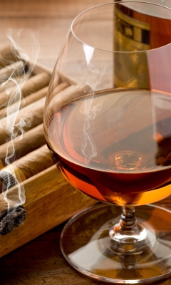 Fondo de pantalla Cognac vs Cigars 240x400