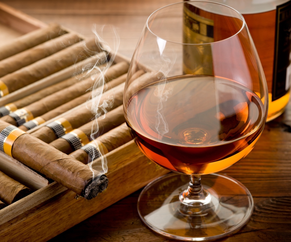 Обои Cognac vs Cigars 960x800