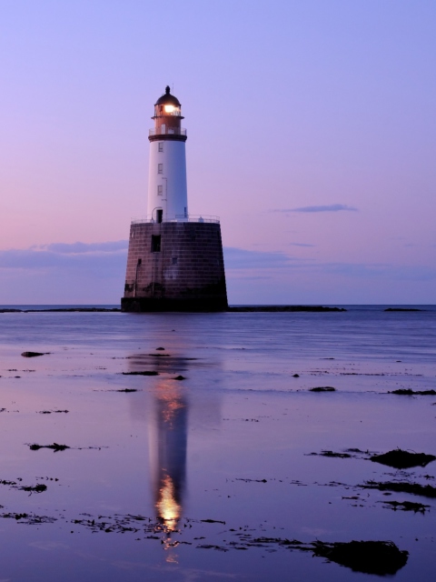 Обои Lighthouse In Scotland 480x640