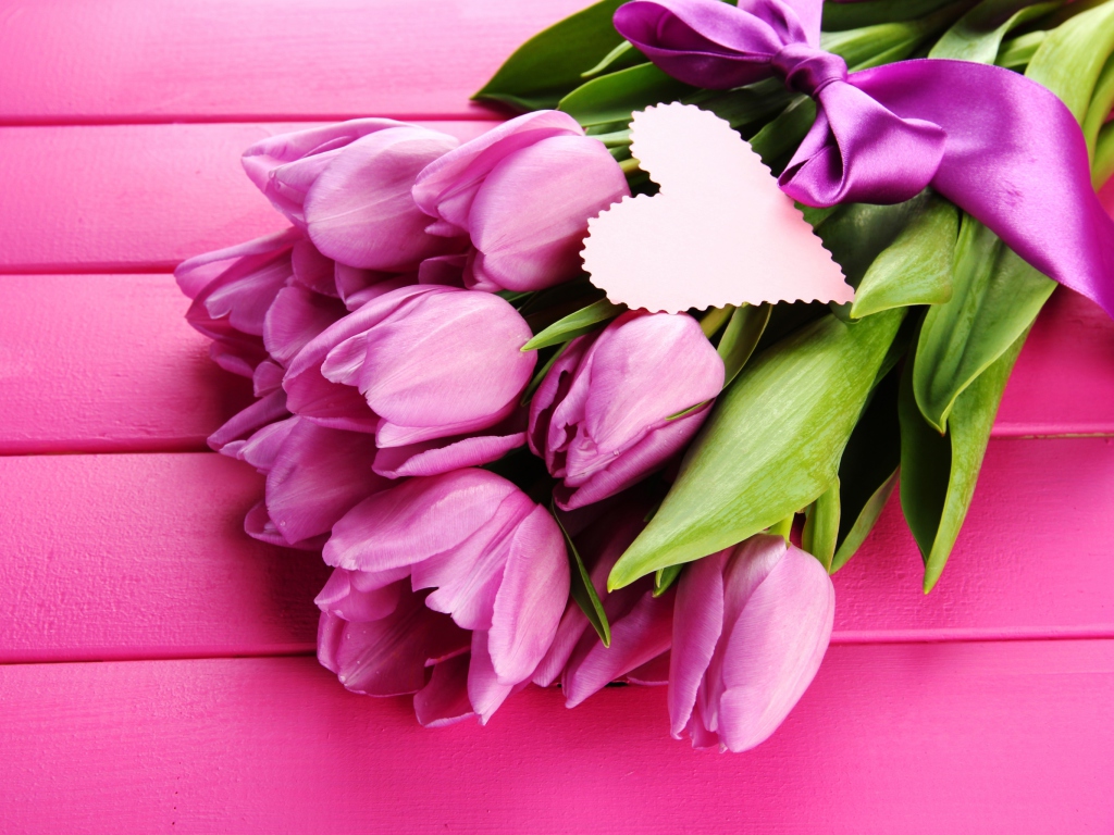 Purple Tulips Bouquet Is Love wallpaper 1024x768