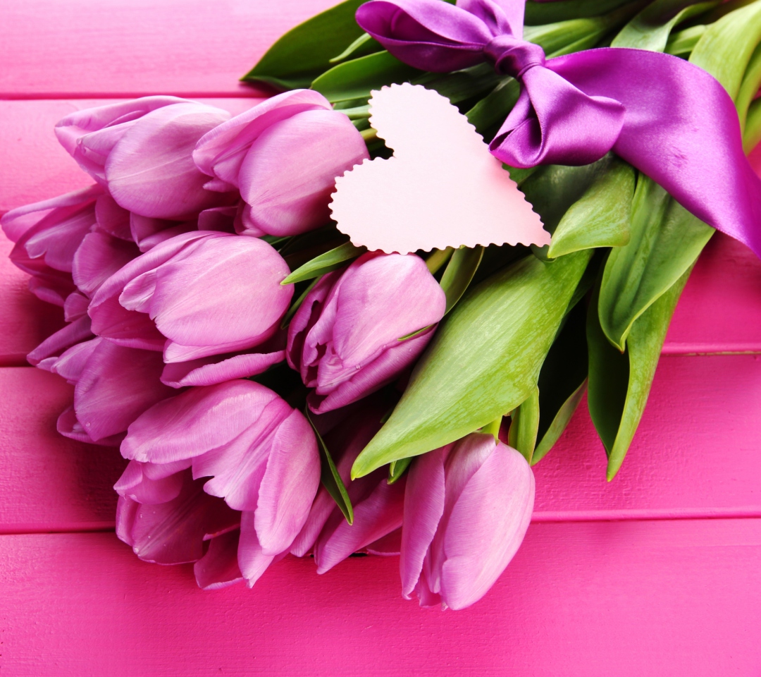 Screenshot №1 pro téma Purple Tulips Bouquet Is Love 1080x960