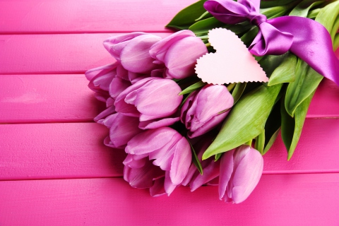 Fondo de pantalla Purple Tulips Bouquet Is Love 480x320