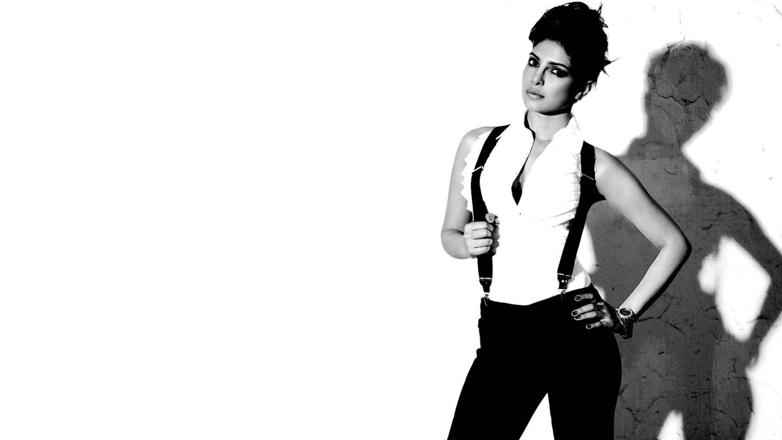 Fondo de pantalla Priyanka Chopra Black and White 1600x900