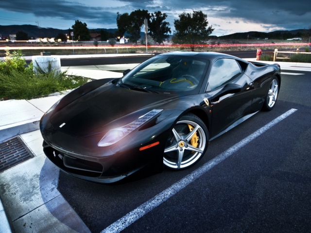 Das Ferrari Roadster Wallpaper 640x480