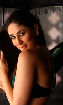 Das Kareena Kapoor Wallpaper 240x400