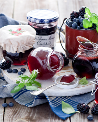 Blueberries and Blackberries Jam - Obrázkek zdarma pro 750x1334