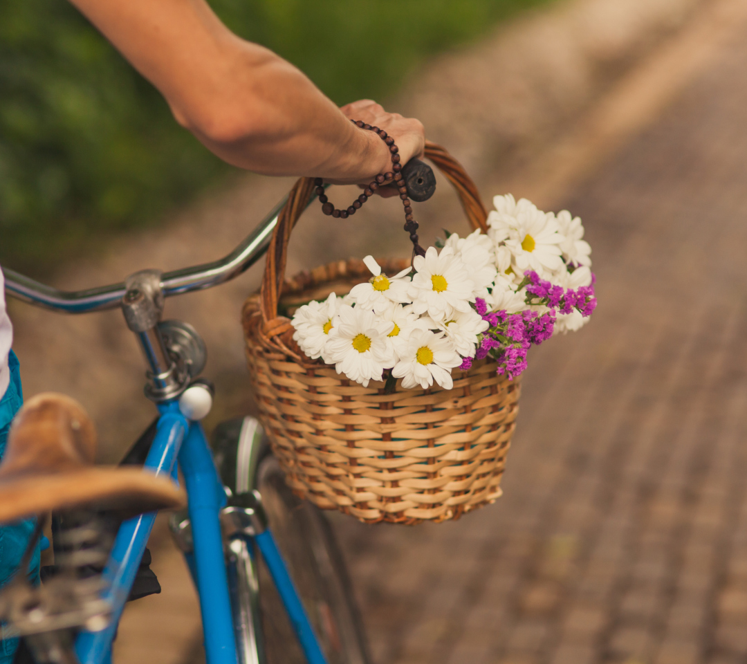 Flowers In Bicycle Basket wallpaper 1080x960