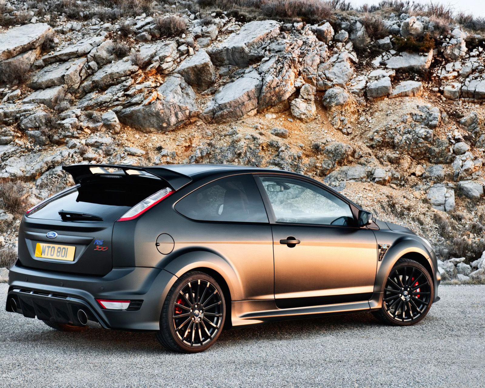 Ford Focus RS500 wallpaper 1600x1280