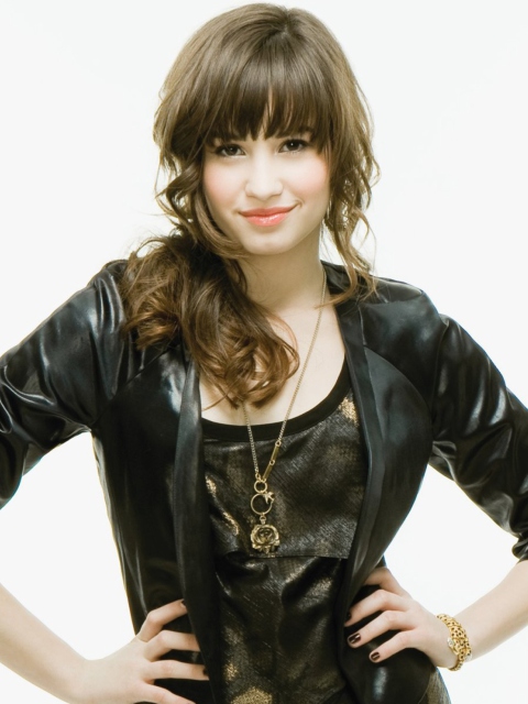 Demi Lovato wallpaper 480x640