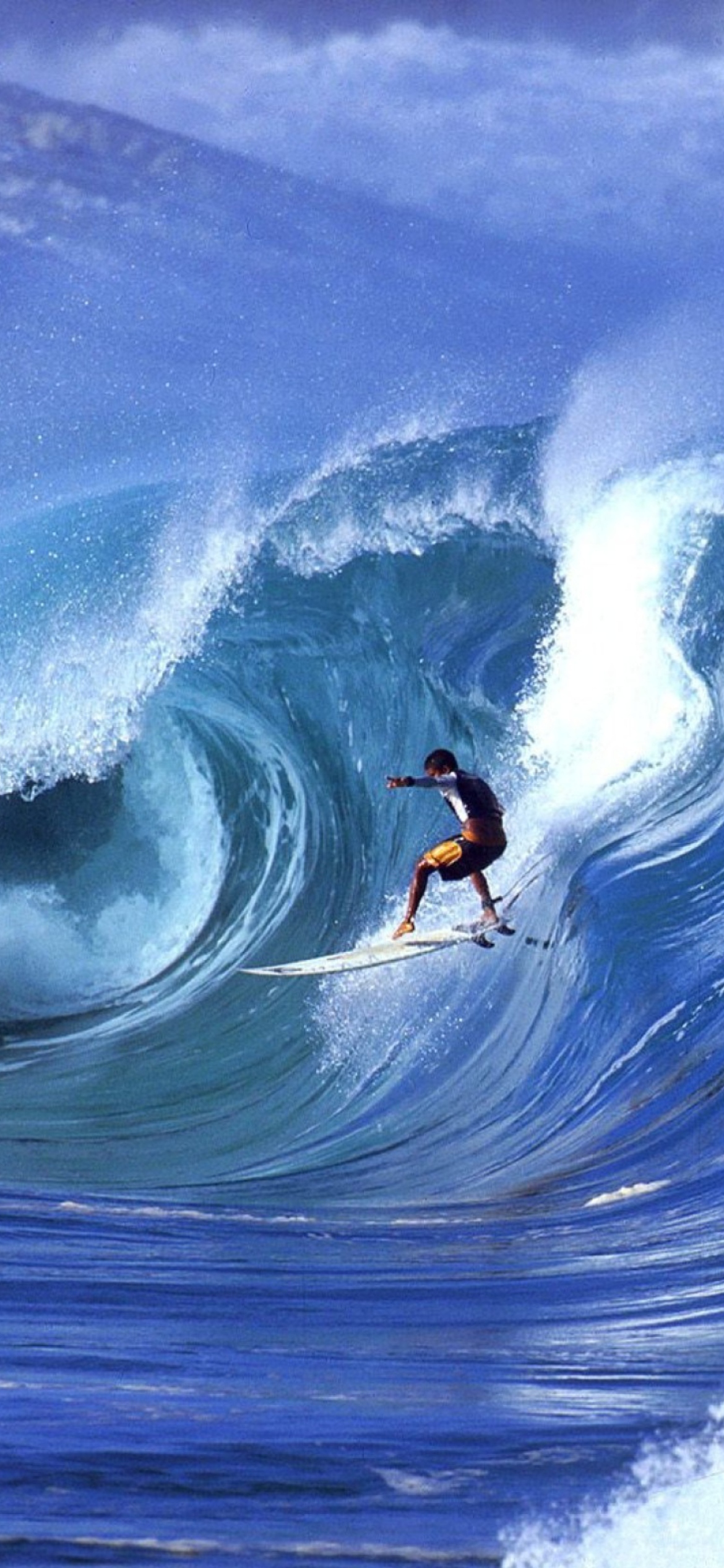 Water Waves Surfing wallpaper 1170x2532