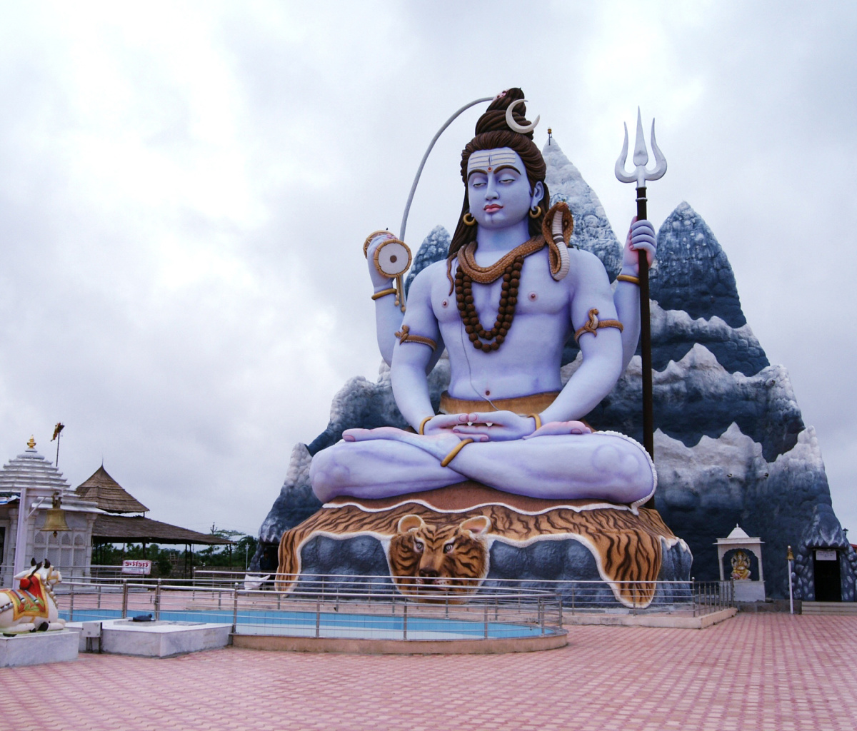 Lord Shiva in Mount Kailash wallpaper 1200x1024