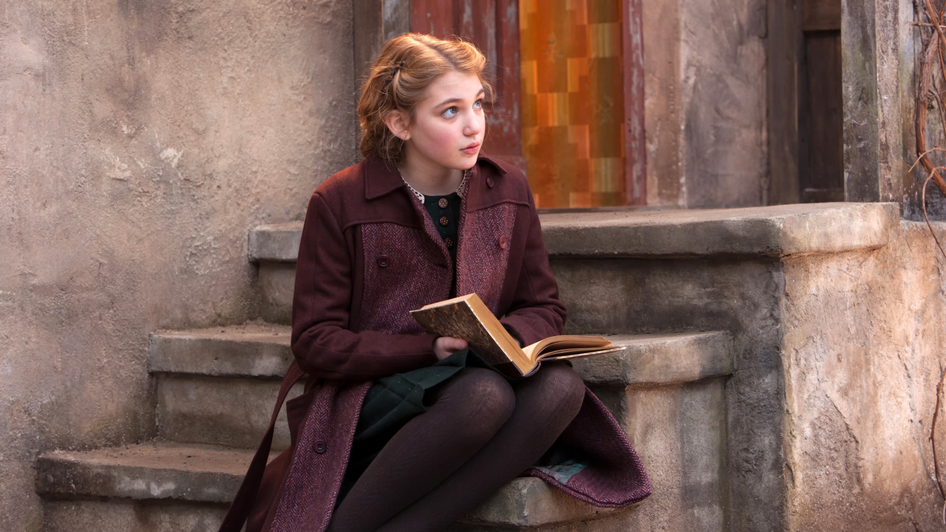 Sophie Nelisse In The Book Thief wallpaper 1920x1080