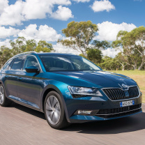 Sfondi Skoda Superb 2016 208x208