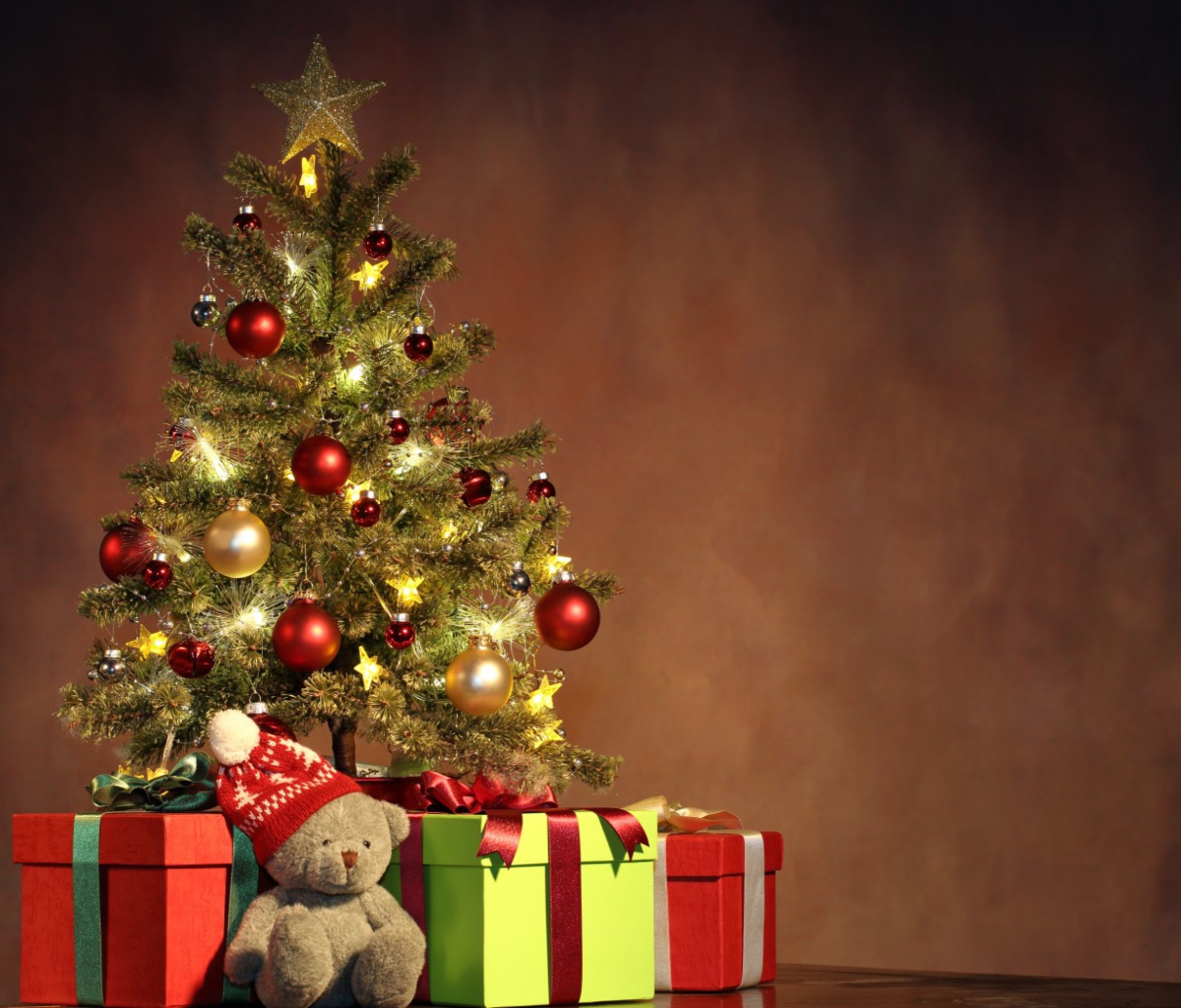 Das Christmas Presents Under Christmas Tree Wallpaper 1200x1024