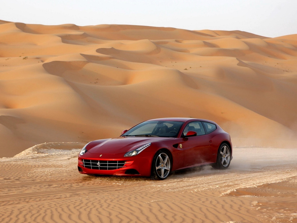 Fondo de pantalla Ferrari FF in Desert 1024x768