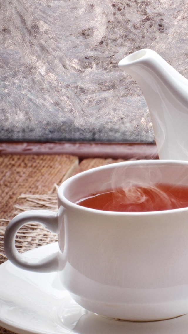 Romantic Tea Evening wallpaper 640x1136