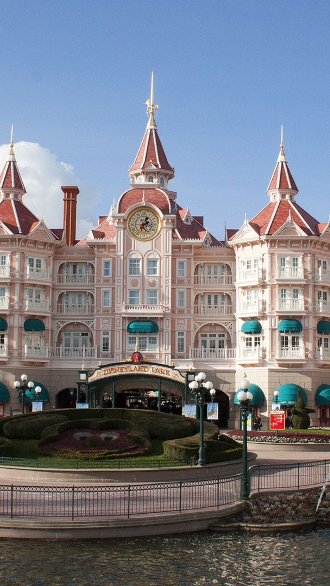 Fondo de pantalla Disneyland Paris Castle Hotel 1080x1920