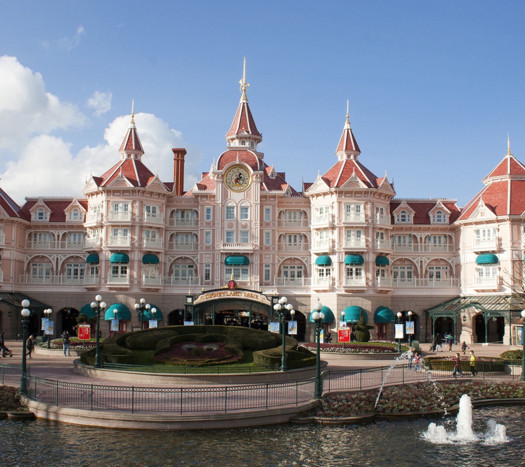 Обои Disneyland Paris Castle Hotel 1080x960