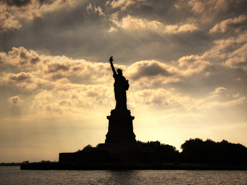 Das Statue Of Liberty New York America Wallpaper 1024x768