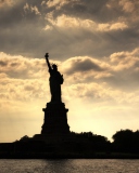Screenshot №1 pro téma Statue Of Liberty New York America 128x160