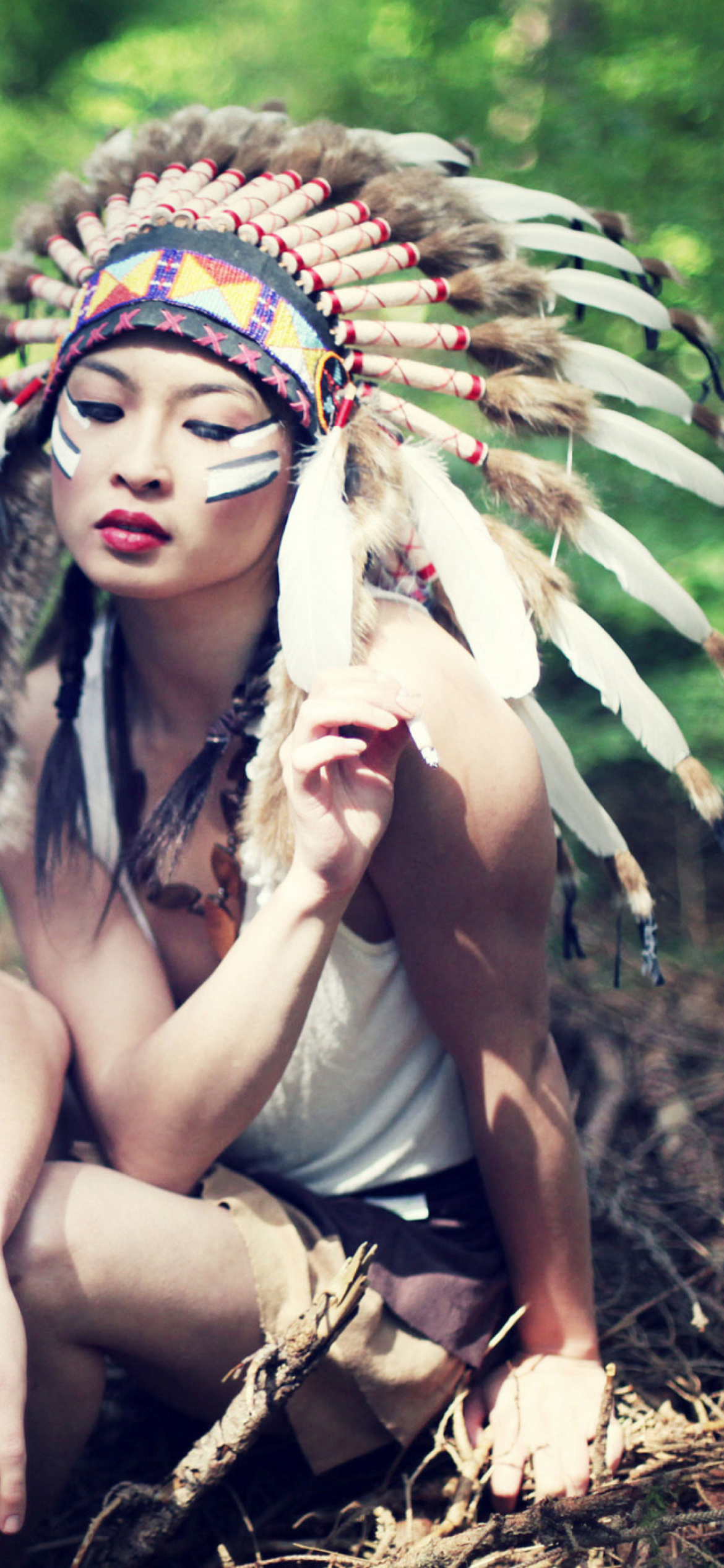 Indian Feather Hat wallpaper 1170x2532