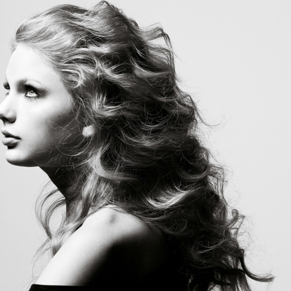 Taylor Swift Side Portrait wallpaper 1024x1024