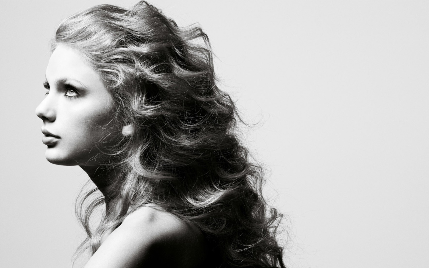 Fondo de pantalla Taylor Swift Side Portrait 1440x900