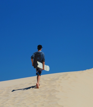 Walk Up The Dunes - Obrázkek zdarma pro 240x320