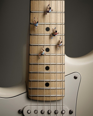 Kostenloses Funny Guitar Wallpaper für 240x320