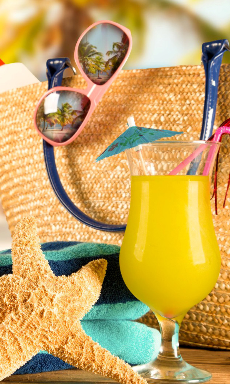 Accessories for beach holiday wallpaper 768x1280