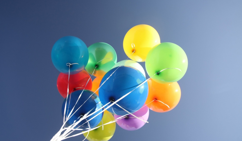 Das Colorful Balloons Wallpaper 1024x600