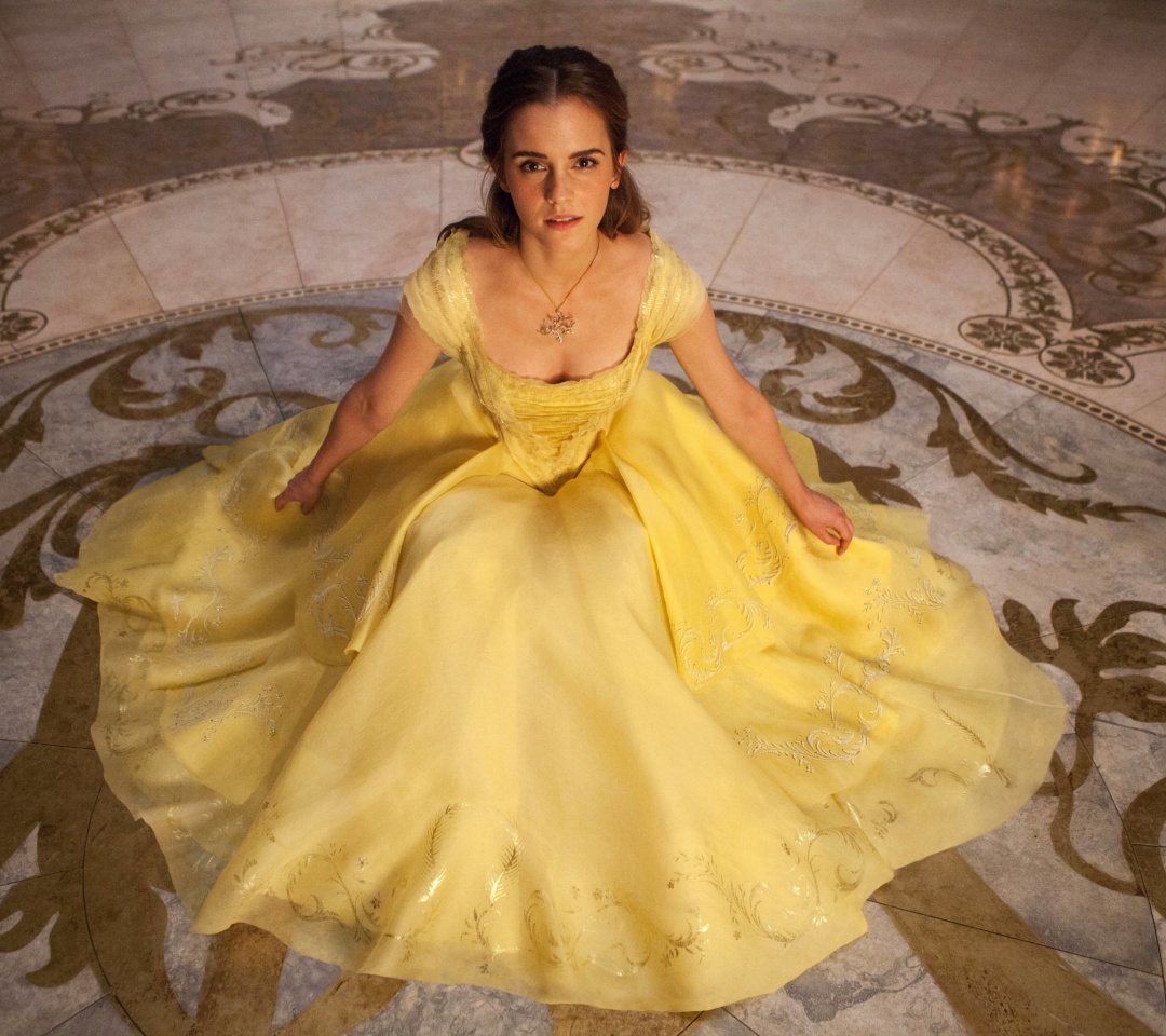 Fondo de pantalla Emma Watson in Beauty and the Beast 1080x960